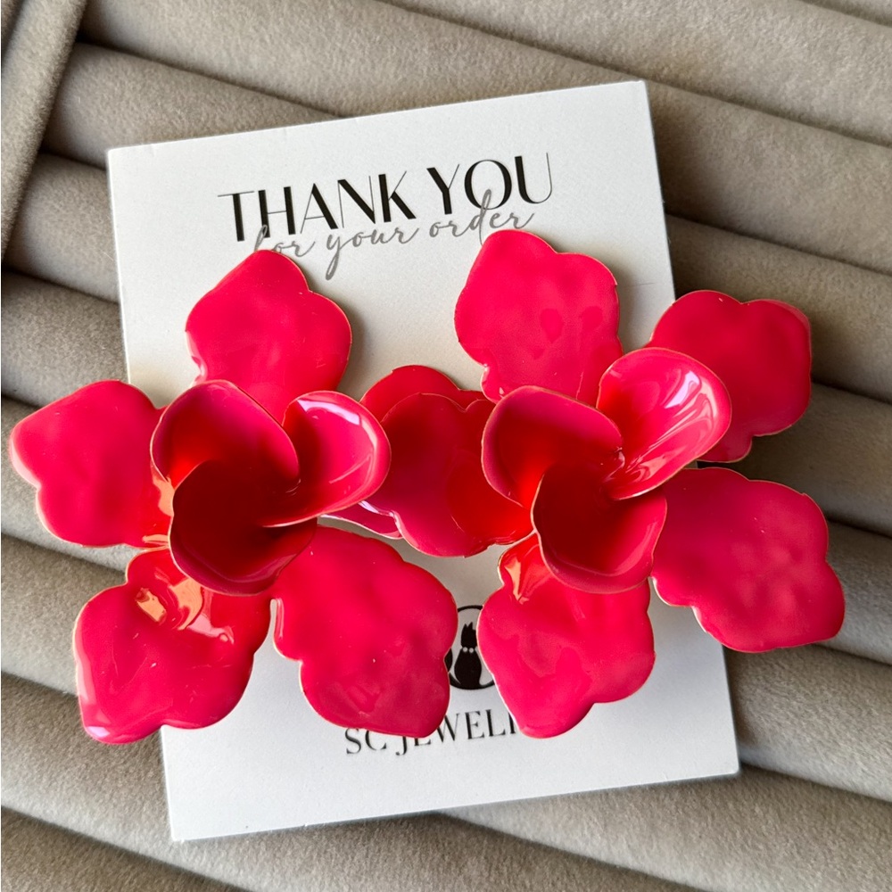ZARA STYLE ENAMELED FLOWER MAXI EARRINGS